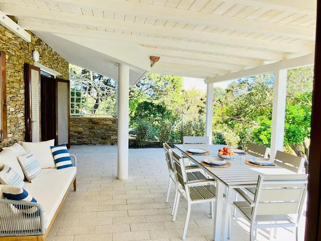 Holiday home Villetta Con Piscina E Ampio Giardino Stintino