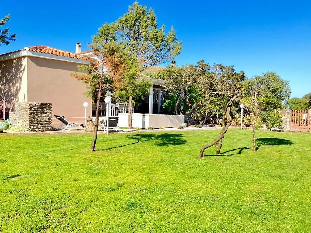 Villetta Con Piscina E Ampio Giardino Stintino 0*,  Italy
