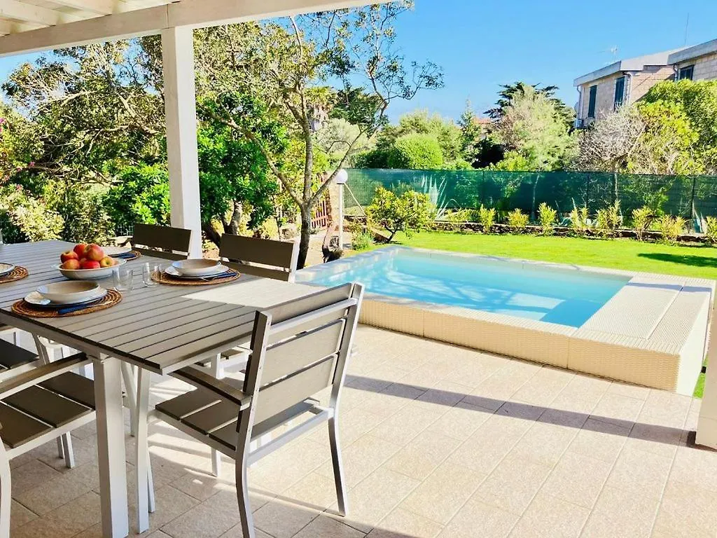 Villetta Con Piscina E Ampio Giardino Stintino Holiday home